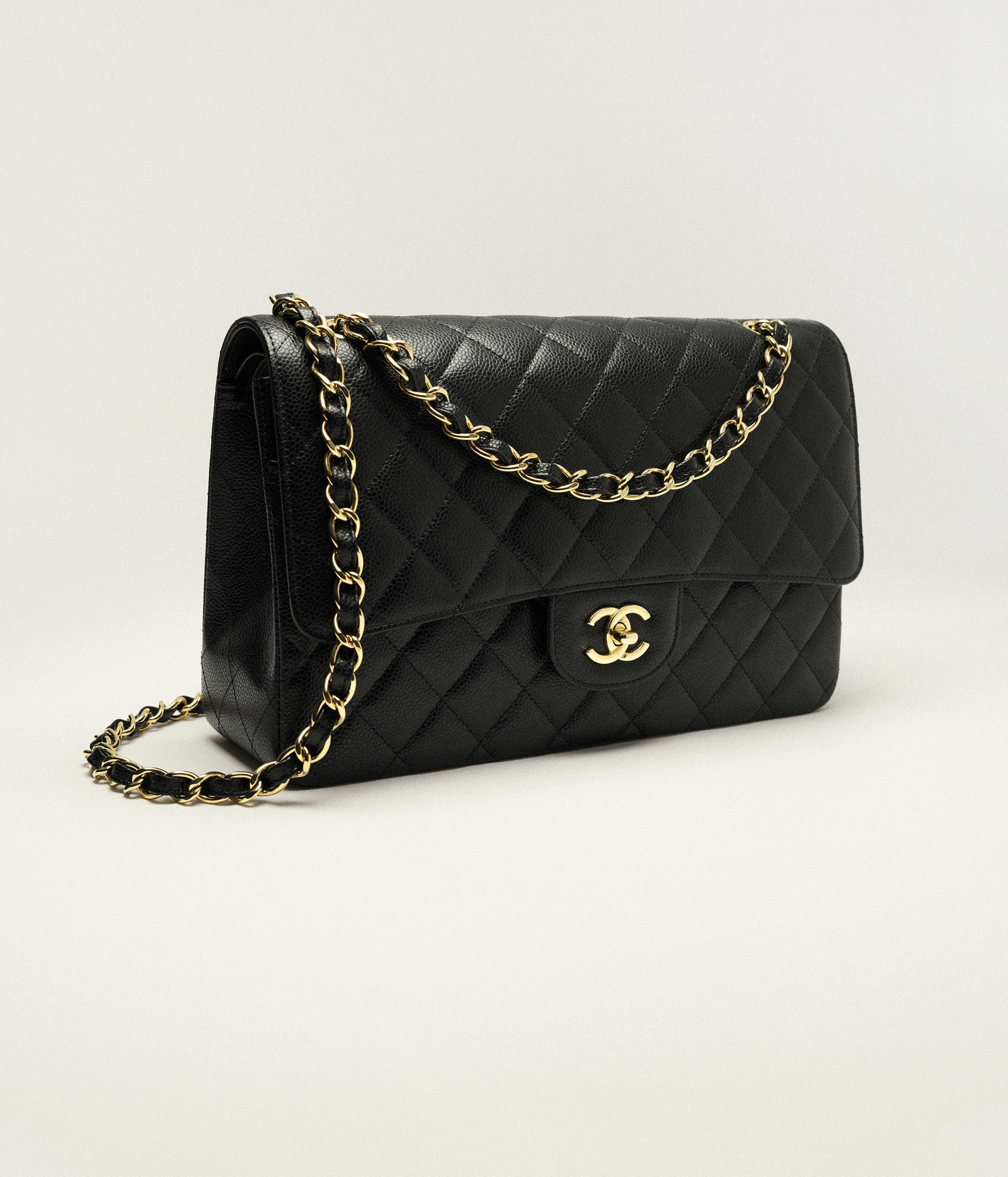 Grosse klassische Tasche - Schwarz - Genarbtes Kalbsleder & goldfarbenes Metall - Ansicht Artistique 3